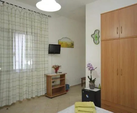 Bed and breakfast Poliglotta Castelluzzo