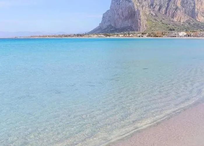 Poliglotta Кастеллуццо